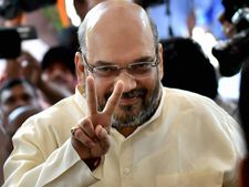 Ministers attend engagement ceremony of Amit Shah's son