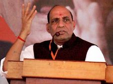 Rajnath Singh reaches Pune, to tour landslide site on Thursday
