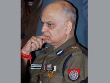 Saradha scam fallout? Assam's ex-DGP commits suicide