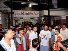 People blame government for stampede in Patna