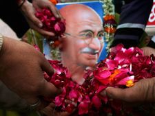 'Navjivan' to give new life to Gandhian literature via e-books