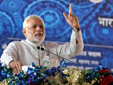 Narendra Modi at Global Investors Summit: 'Make in India' is a win-win situation