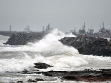 Hudhud aftermath: Indian Navy repairs its Vishakhapatnam base