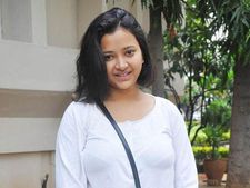 Telugu actress Shweta Basu Prasad, held for prostitution, allowed to live with mother