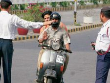 Ill health, old age not a deterrent! Loss of daughter turns mom into a ‘traffic cop’ in Ghaziabad 