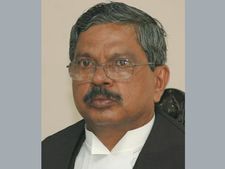 Farmers will benefit if land acquisition for corporates is minimised: CJI