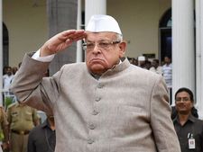 Uttarakhand Governor Aziz Qureshi honours visually challenged
