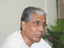 Tripura CM wants tight vigil along India-Bangladesh border