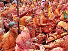 People celebrate Holi with full fervour in Bihar