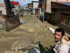 JK Spcl Control room gets 30,000 calls, messages in two days
