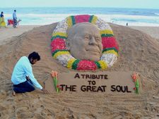 Tearful adieu to J B Patnaik