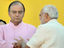 Modi restored dignity of PM's office: Jaitley