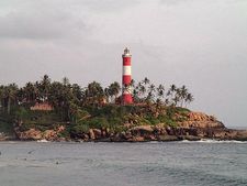 Kovalam beach: Body of youth recovered, search on for 4 others