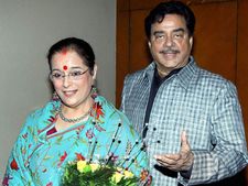 Bihar assembly elections 2015: Shatrughan Sinha's wife to contest from JD(U)?
