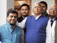 Tej Pratap Singh Yadav to campaign for SP in Bihar polls