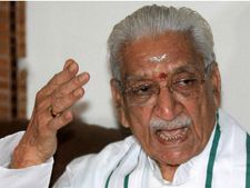 VHP leader Ashok Singhal hospitalised in Gurgaon