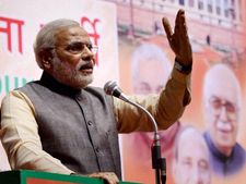 Don't hurt the sentiments of Biharis: Narendra Modi tells Nitish Kumar 