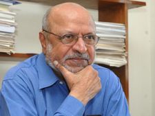 Abolish censorship, says veteran filmmaker Shyam Benegal