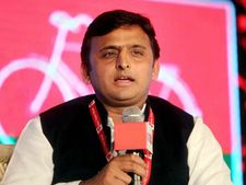 UP govt decides to ban polythene 