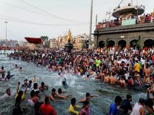 Dates announced for 10 ritual baths during Ardh Kumbh Mela in Haridwar