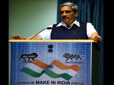 Christmas also time to remember soldiers away on duty: Manohar Parrikar