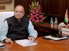 Jaitley to open Karnataka investment meet, Rahul to attend