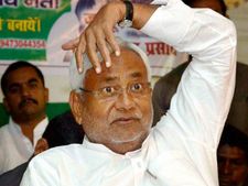 Nitish attacks BJP over dalit student's suicide