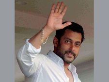 Salman Khan's picture in voter slip in Hyderabad