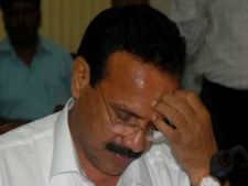 Union Minister D V Gowda cornered at his home district; Minister says news totally false