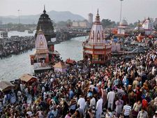 Beware! You would be fined for peeing on Varanasi Ganga ghats