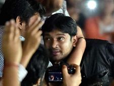 Shoe hurled at Kanhaiya Kumar in Hyderabad