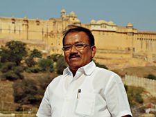 Declined to stay overnight at Mallya bash: Goa CM