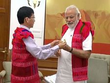 News flash: Arunachal CM Kalikho Pul meets PM Narendra Modi