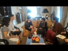 Sushma Swaraj meets Russian acid attack victim's mother