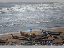 Cyclone alert issued in TN, Puducherry