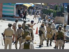 Kashmir Cauldron: Peaceniks appeal to security forces, angry youth to end violence