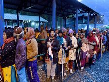 Tight security in J&K, Amarnath yatra suspended