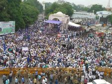 Dayashankar's family files FIR against Mayawati, BSP leaders
