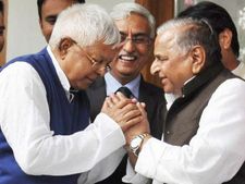 In UP, Lalu won't queer Mulayam's pitch this election