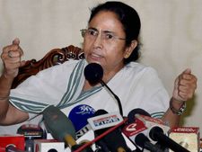 Mamata urges people to work for peace