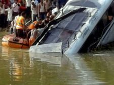 MP: 17 killed, several injured as bus falls in gorge 