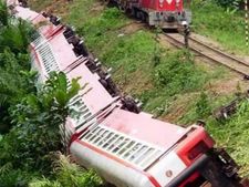 Reasons behind train accidents: What Indian Railways says