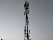 Belagavi: Man climbs mobile tower to demand support price for sugarcane