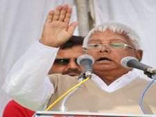 UP: Lalu likens <i>notebandi</i> to <i>nasbandi</i>
