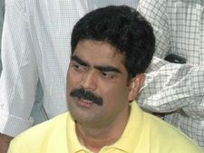 Shahabuddin leaves Patna by train on way to Tihar