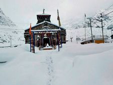 Char Dham Yatra: Uttarakhand govt  alerts pilgrims
