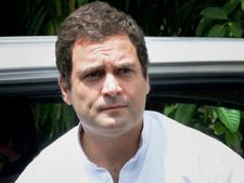 Lalu runs pillar to post to galvanize opposition while Rahul scurries off to Norway