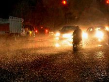 Heavy rains in Hyderabad, more expected in next 48 hours