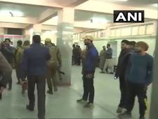 LeT militant escapes, 2 cops killed, after militants attack Srinagar's Maharaja Hari Singh hospital