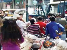 Thane: Elderly man thrashed by traffic cop over towed scooter